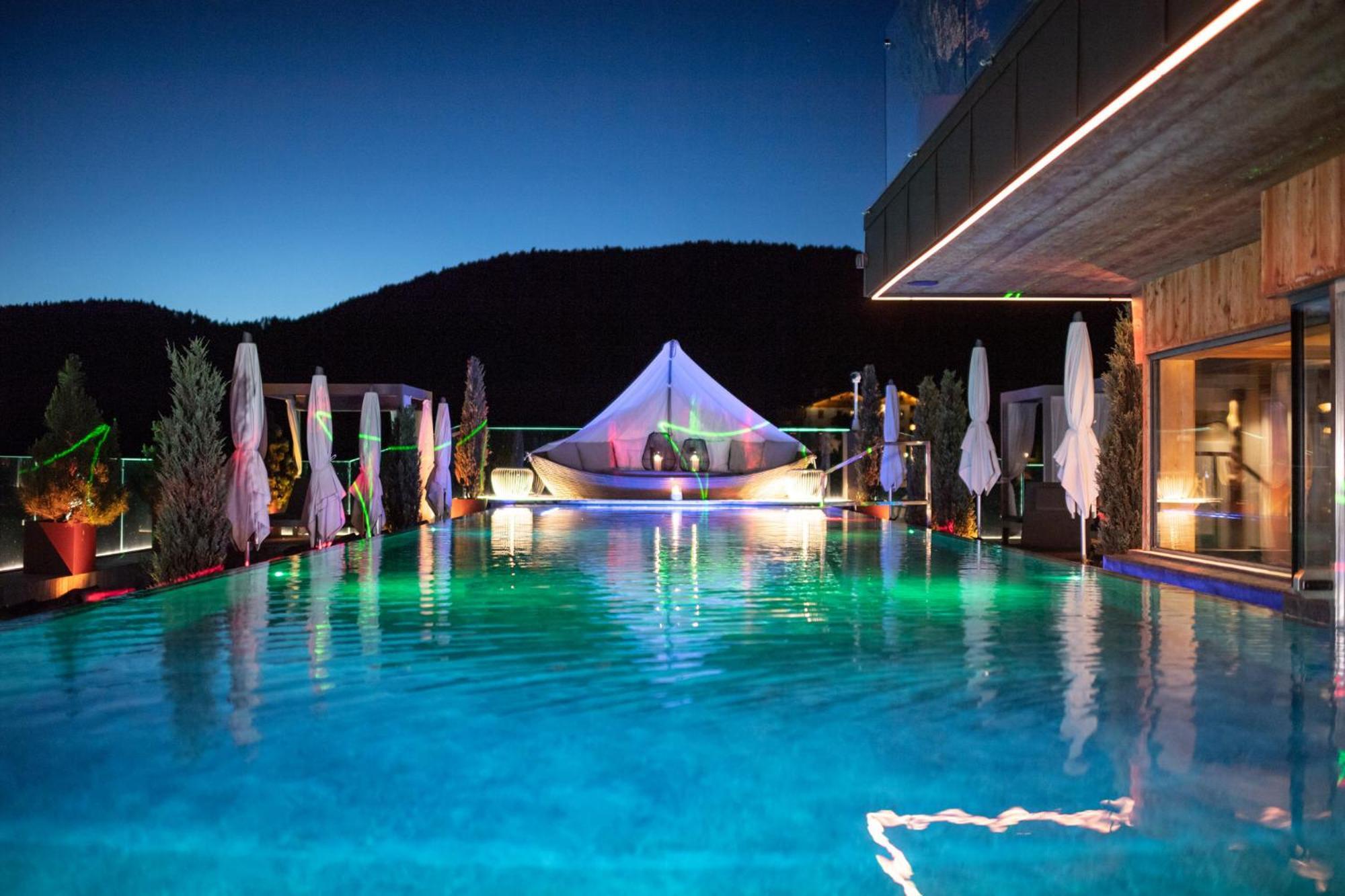 Abinea Dolomiti Romantic Spa Castelrotto Ngoại thất bức ảnh