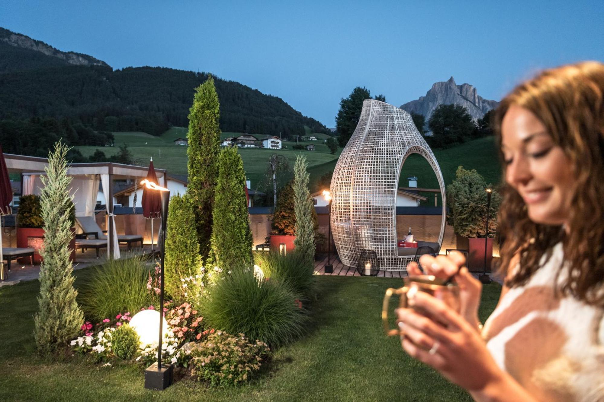 Abinea Dolomiti Romantic Spa Castelrotto Ngoại thất bức ảnh